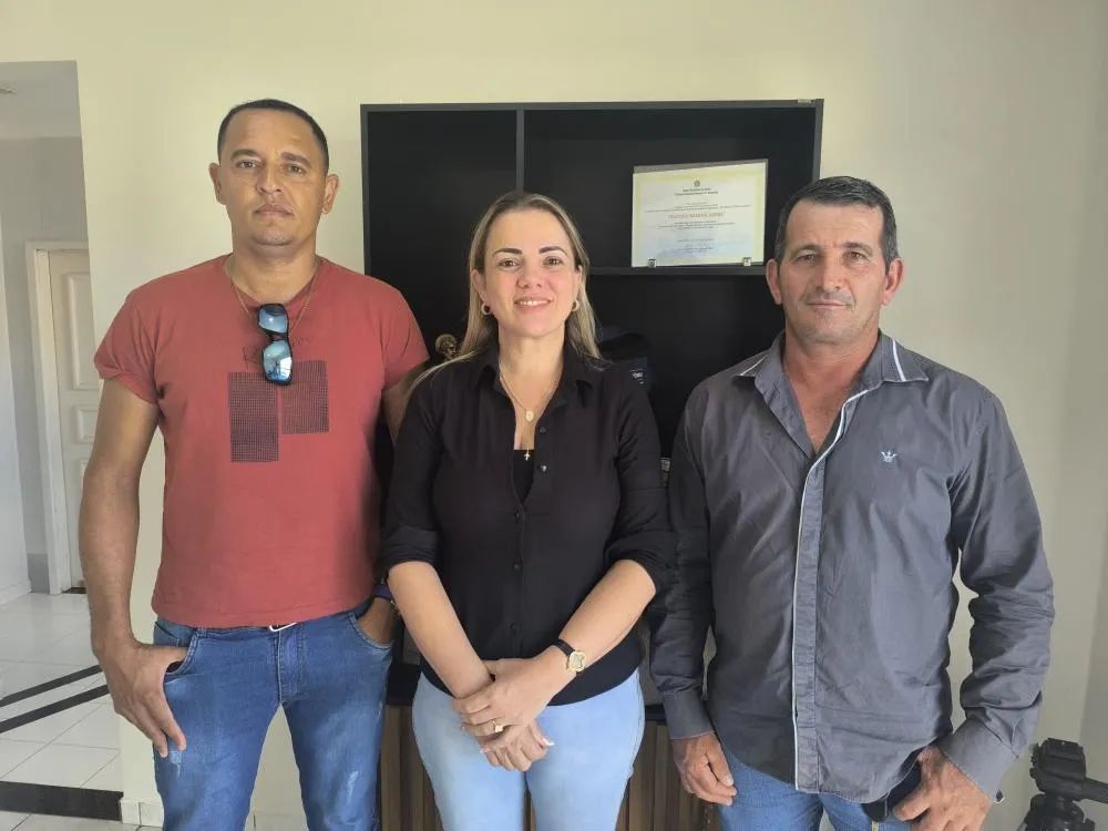 Deputada Cláudia de Jesus recebe solicitações do vereador Jumar de Teixeirópolis
