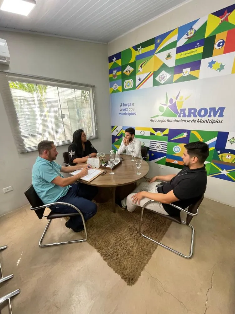 AROM recebe prefeito de Costa Marques para fortalecer cooperação e debater projetos