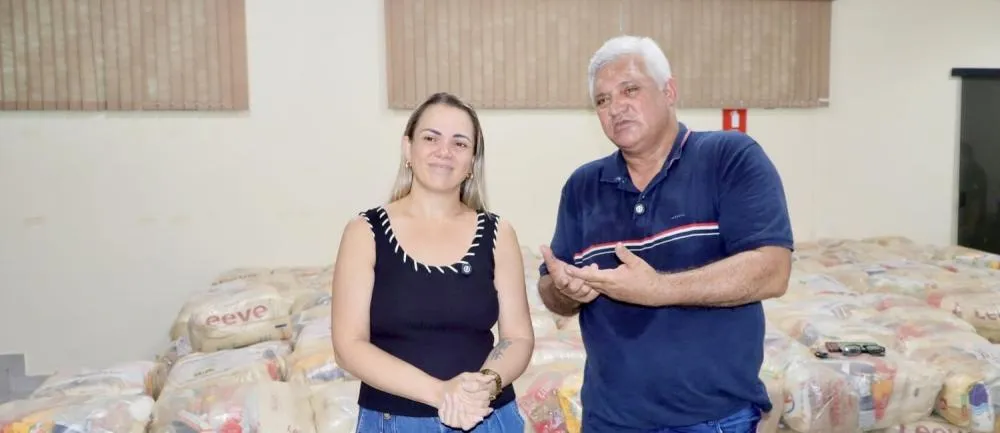 Deputada Cláudia de Jesus consegue cestas de alimentos para famílias atingidas pela cheia em Ji-Paraná
