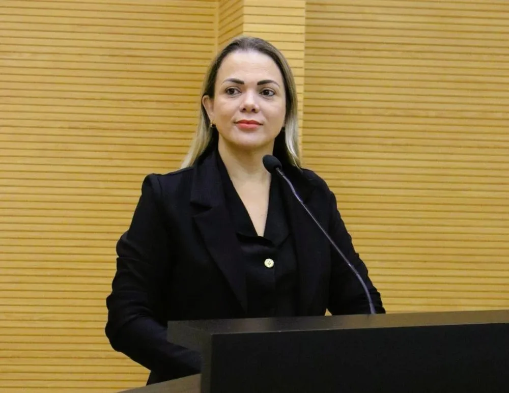 Deputada Cláudia de Jesus alerta para aumento dos casos de violência contra mulher