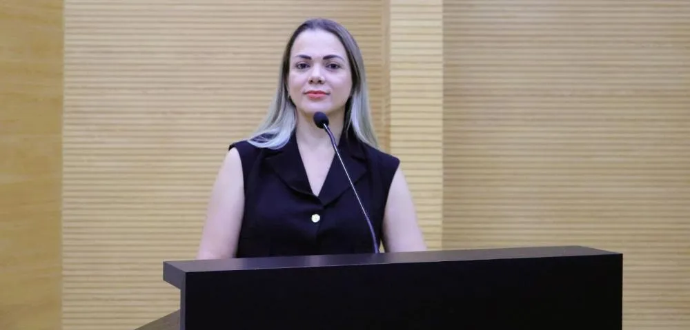 Machadinho d'Oeste: produtores rurais recebem pagamento de emenda da deputada Cláudia de Jesus