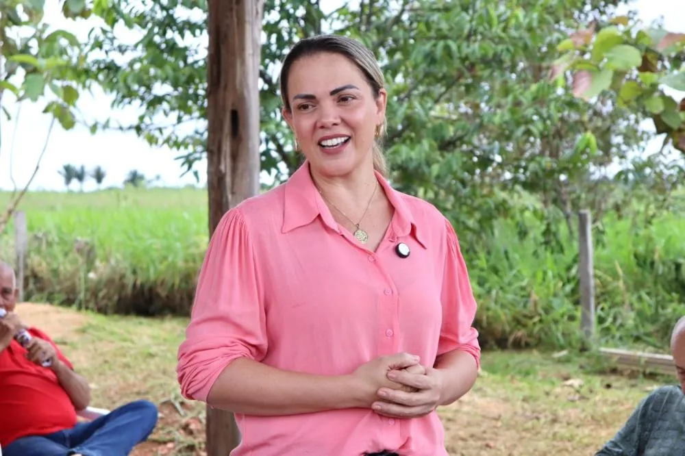 Cláudia de Jesus defende que Teatro Guaporé volte à administração cultural do Estado