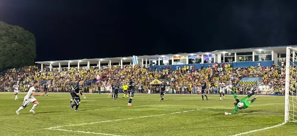 Gazin Porto Velho vence o Remo na estreia da Copa Norte