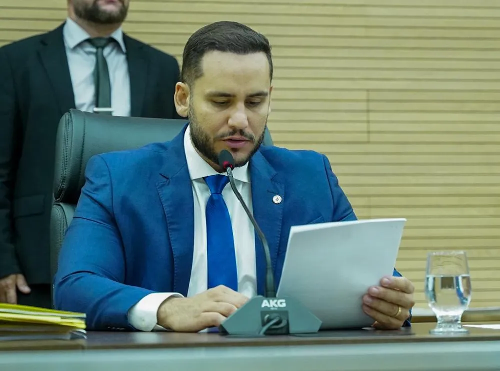 Deputado Affonso Cândido pede estudos para reverter multas de trânsito ao Programa CNH-Social