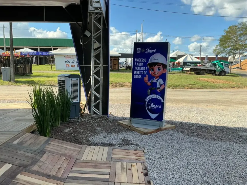 Instalação de bebedouros oferece água gelada e gratuita ao público da Rondônia Rural Show Internacional, em Ji-Paraná