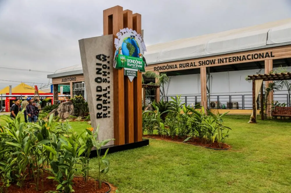 Atendimentos de Regularização Fundiária Rural são realizados durante a Rondônia Rural Show Internacional