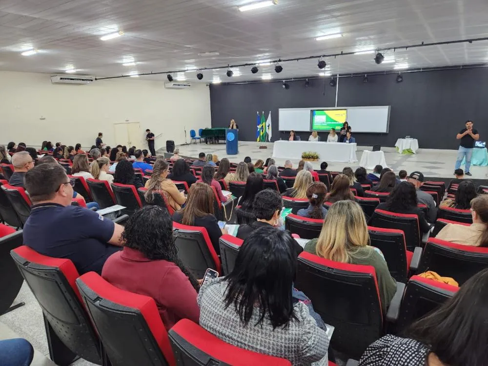 Treinamento do Censo Escolar 2024, em Ji-Paraná, reúne coordenadores regionais e municipais