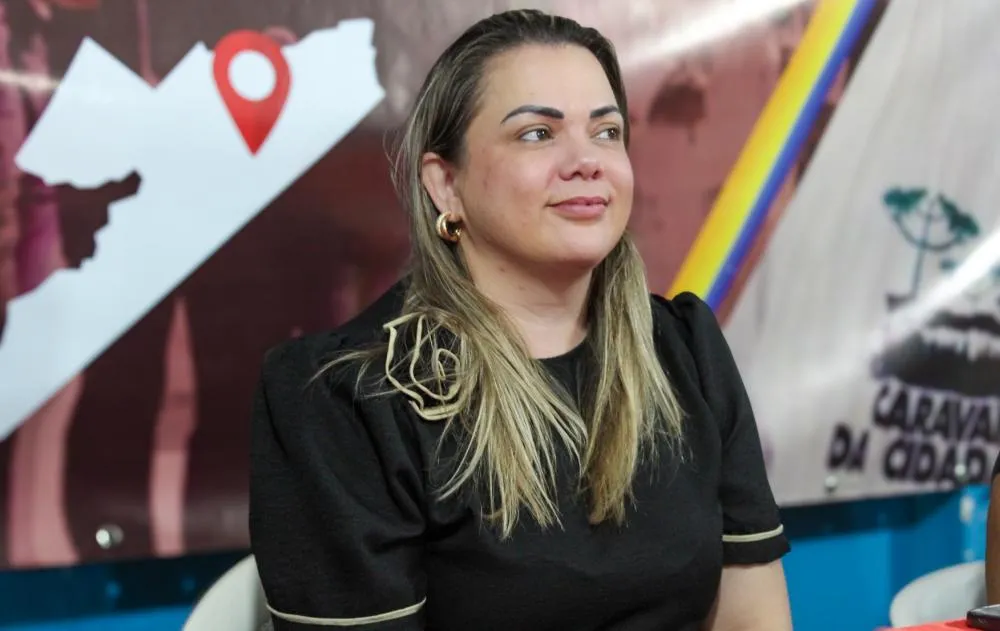 Deputada Cláudia de Jesus repassa R$ 300 mil para Rolim de Moura