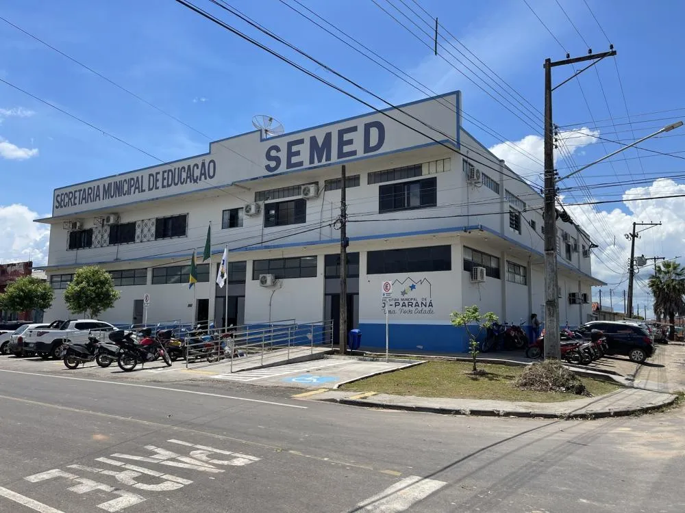Professores aprovados no processo seletivo são convocados