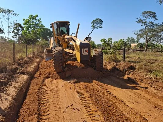 Prefeitura mantém obras de conservação de estradas rurais