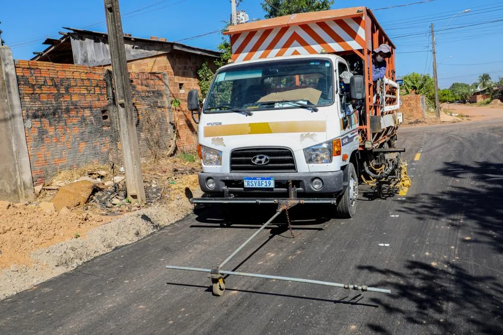 AMT reforça sinalização em ruas e avenidas