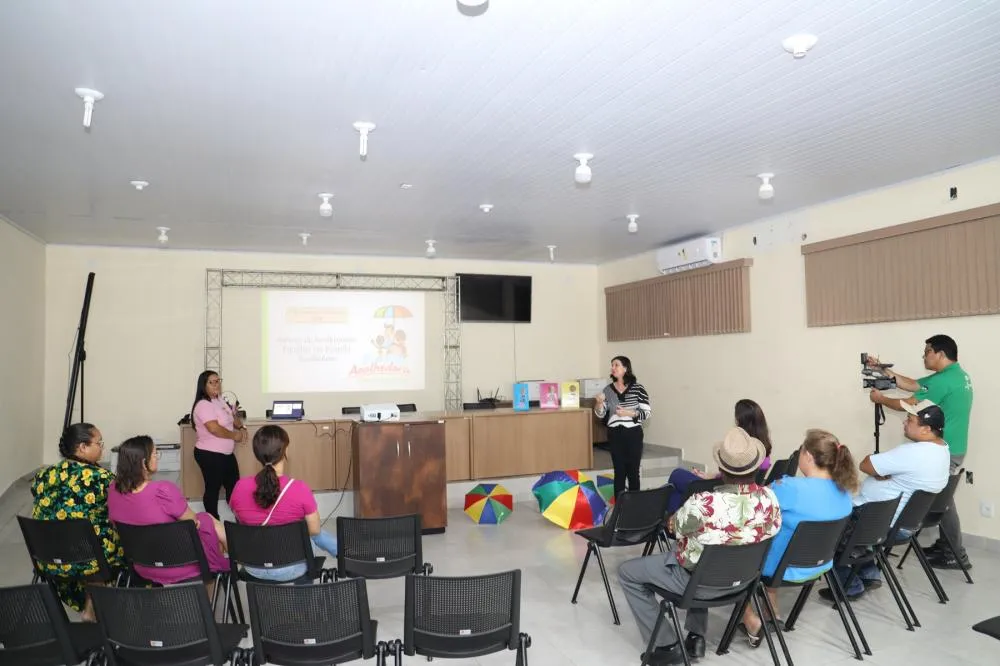 Curso de formação habilita famílias para o acolhimento de crianças e adolescentes
